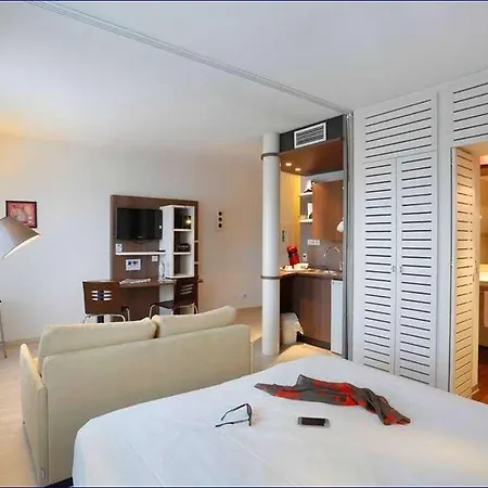 Luberon Lägenhetshotell 4*