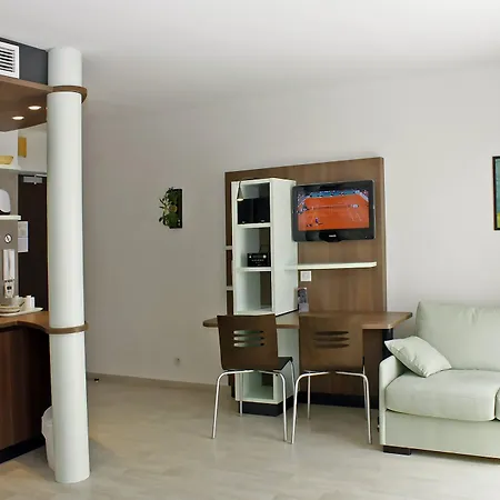 Lägenhetshotell Luberon Apt