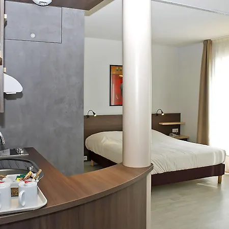 Luberon Lägenhetshotell 4*